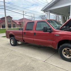 Ford F-250 7.3 Power stroke 4 Door