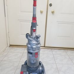 dyson Vacuum cleaner 
