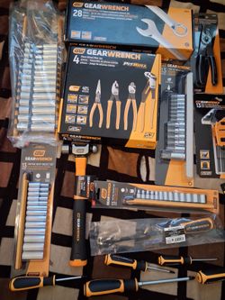 Gearwrench tool set