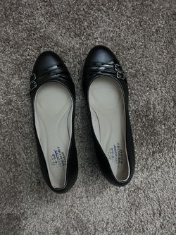 Women’s DRESS SHOES SZ 8