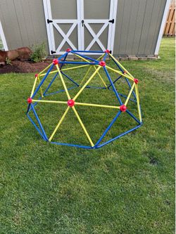 Kid’s jungle gym