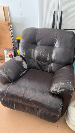 Free Recliner