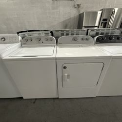 Whirlpool Washer And Dryer Set “27 ( Lavadora Y Secadora ) 