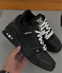 LV designer shoe