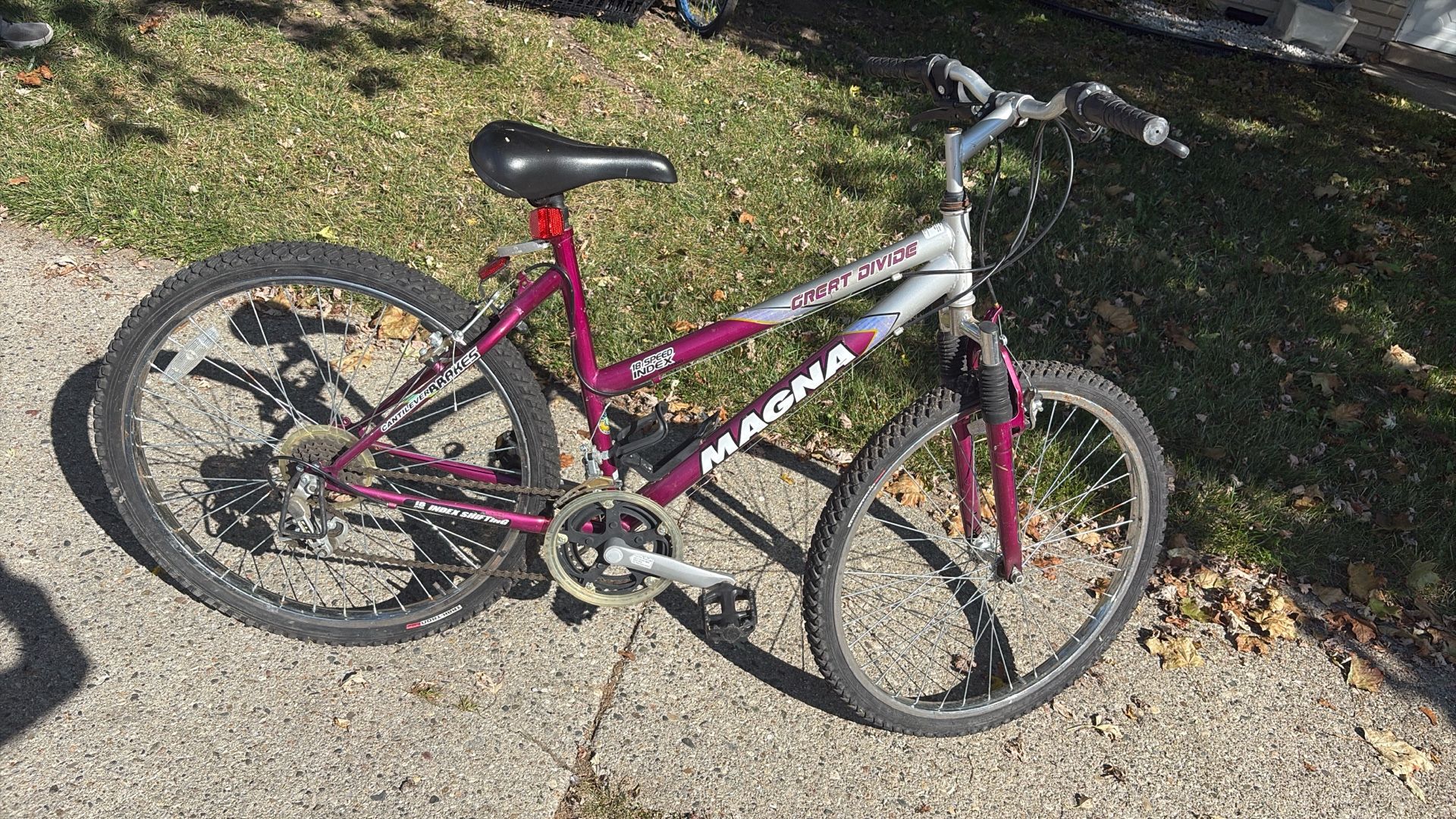 Magna Great Divide Mountain Bike