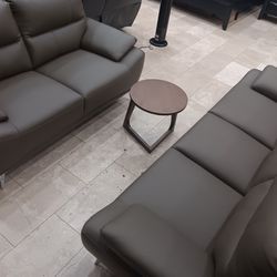 *Memorial Day Now*---Valencia Charming Leather Sofa/Loveseat Sets---Delivery And Easy Financing Available🤝