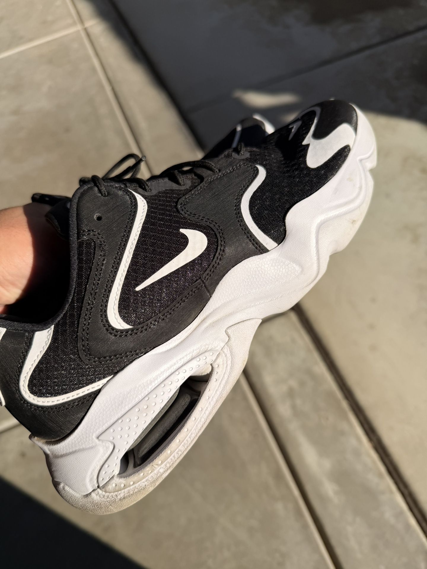 Men’s Nike Shoes Size 11