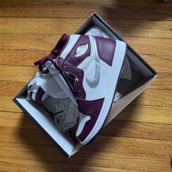 DEADSTOCK SIZE 10