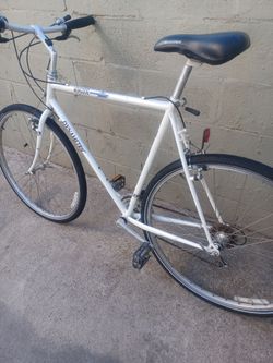 MONGOOSE size 700 speed 18 frame 61cm