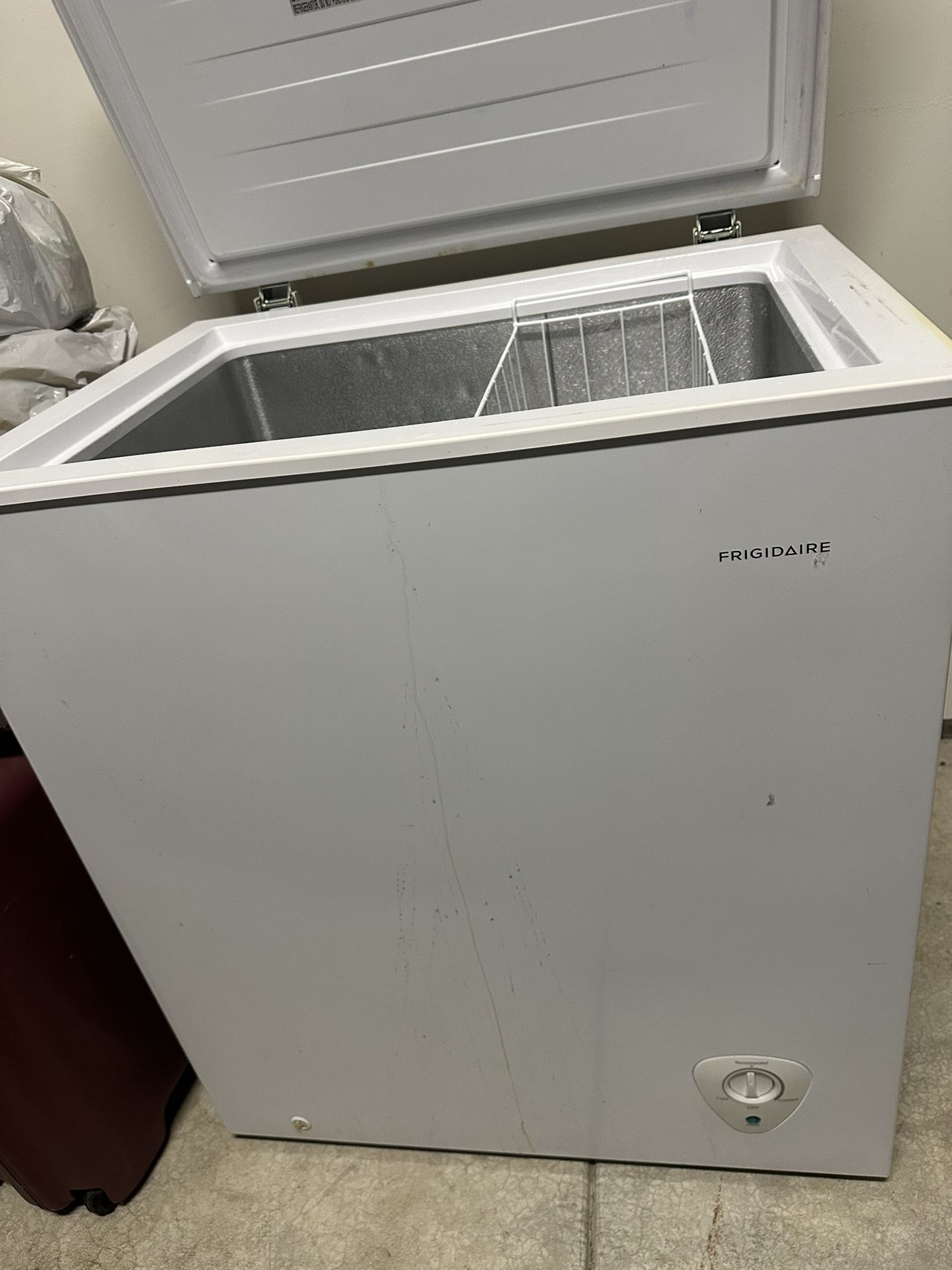 Chest Freezer (free)