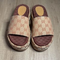 Women’s Gucci Platform Slide Sandals Sz 35 “Monogram - Beige Brick Red”