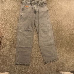 Gray Empyres Size 32