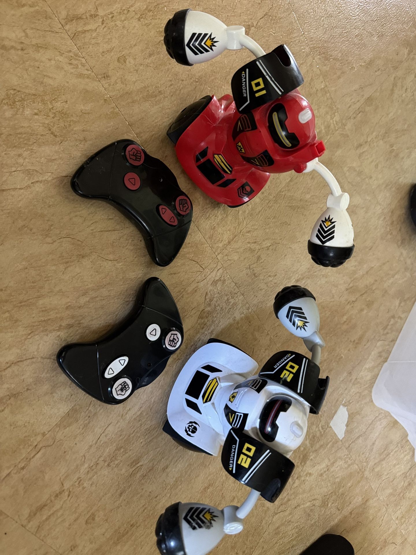 Fighting Android Robot Remote Control