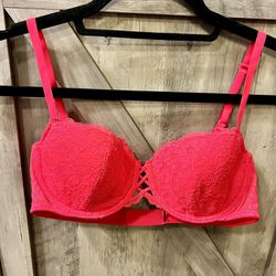 34C Red Victoria’s Secret Lacey Corset Style Lightly Lined Demi Bra
