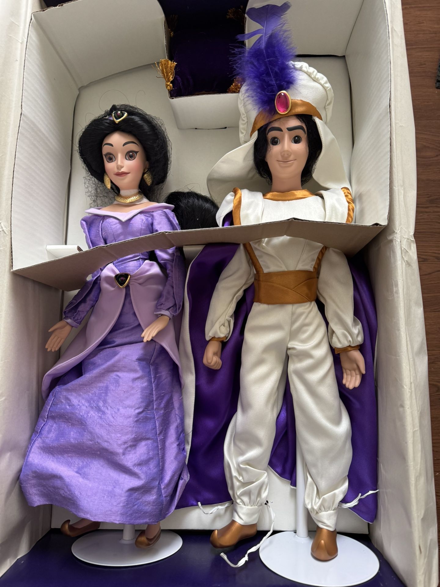 Aladdin and Jasmin Porcelain Doll Set