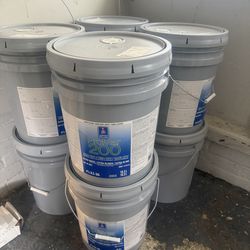 5 gallons white(Alabaster)paint