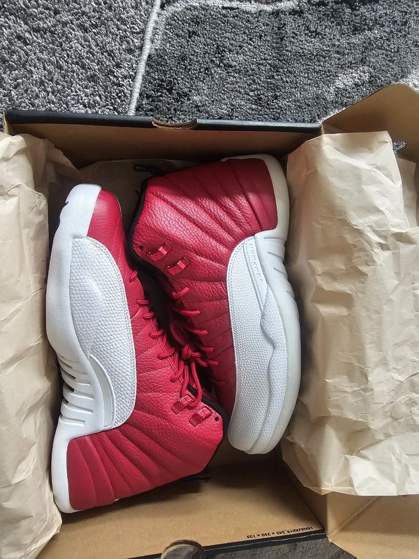 Jordan 12 Retro