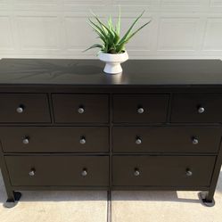 Beautiful Solid Wood Dresser