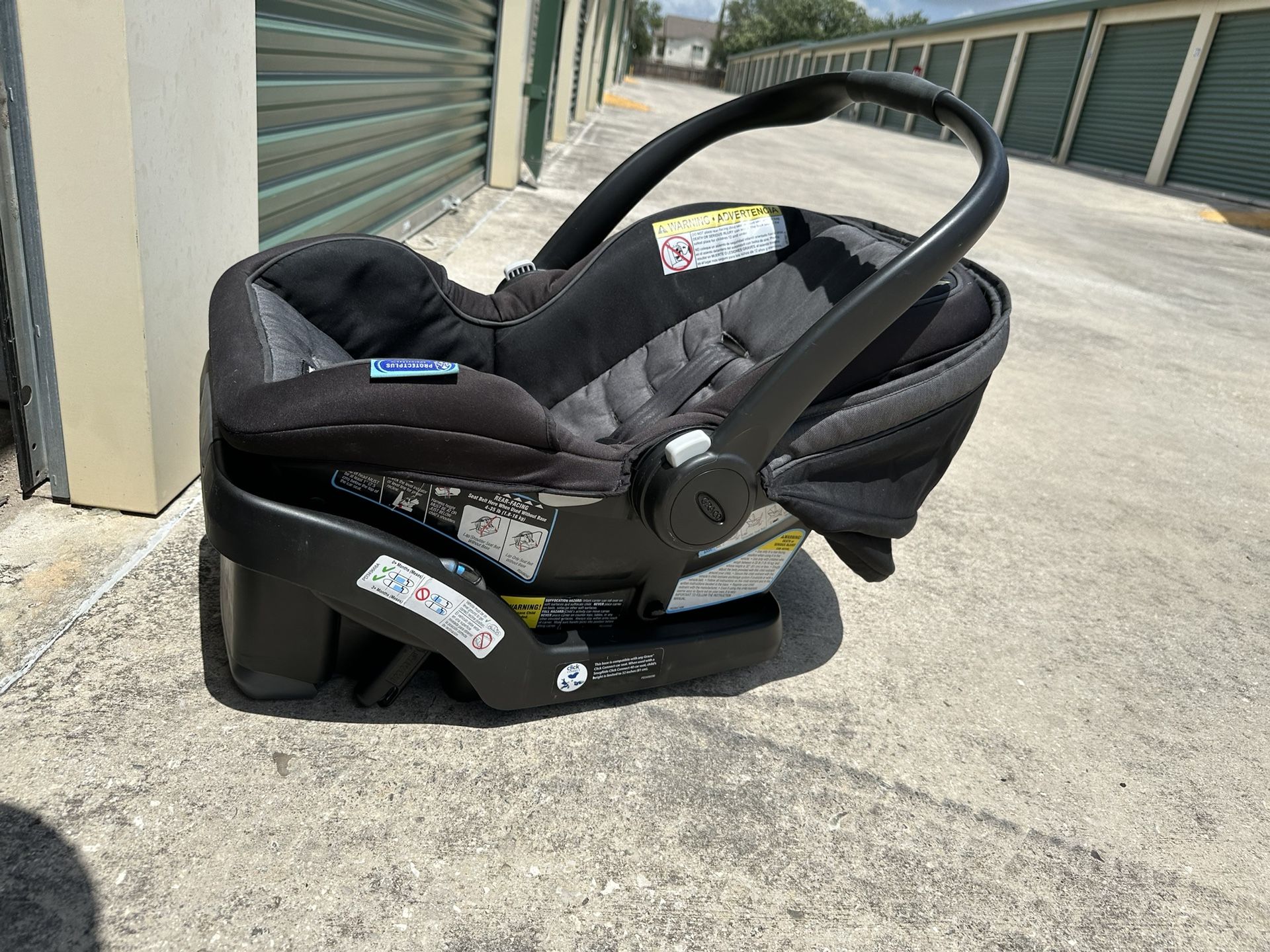 GRACO DLX SNUG RIDE SNUG FIT INFANT CAR SEAT WITH BASE