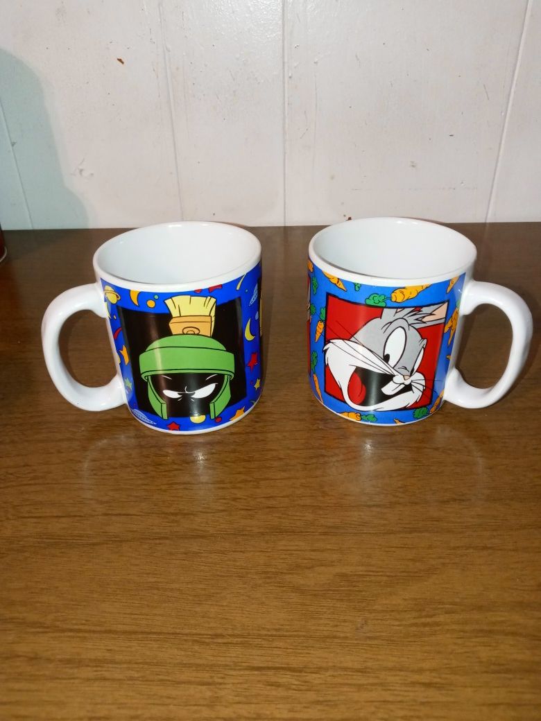 Vintage Bugs Bunny and Marvin the Martain Coffee Mugs