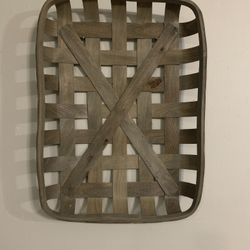 Large tobacco basket