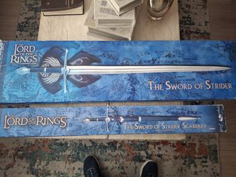 Lord Of The Rings Sword And Scabbard. New