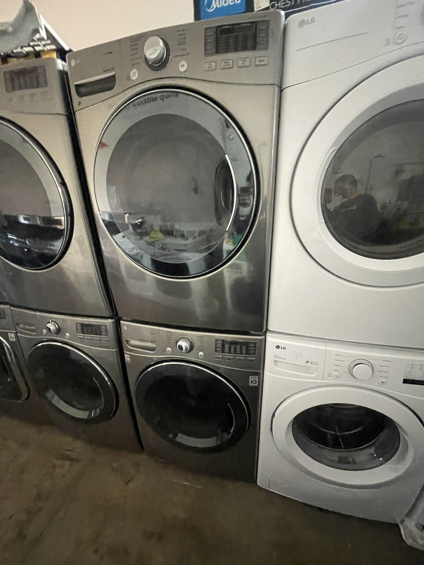 LG Washer And Dryer 