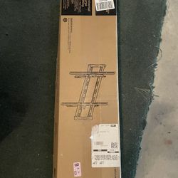 Universal Large Tilting TV Wall Mount