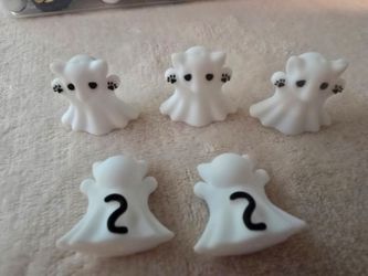 Mini Ghost Cat Silicone Focal Beads