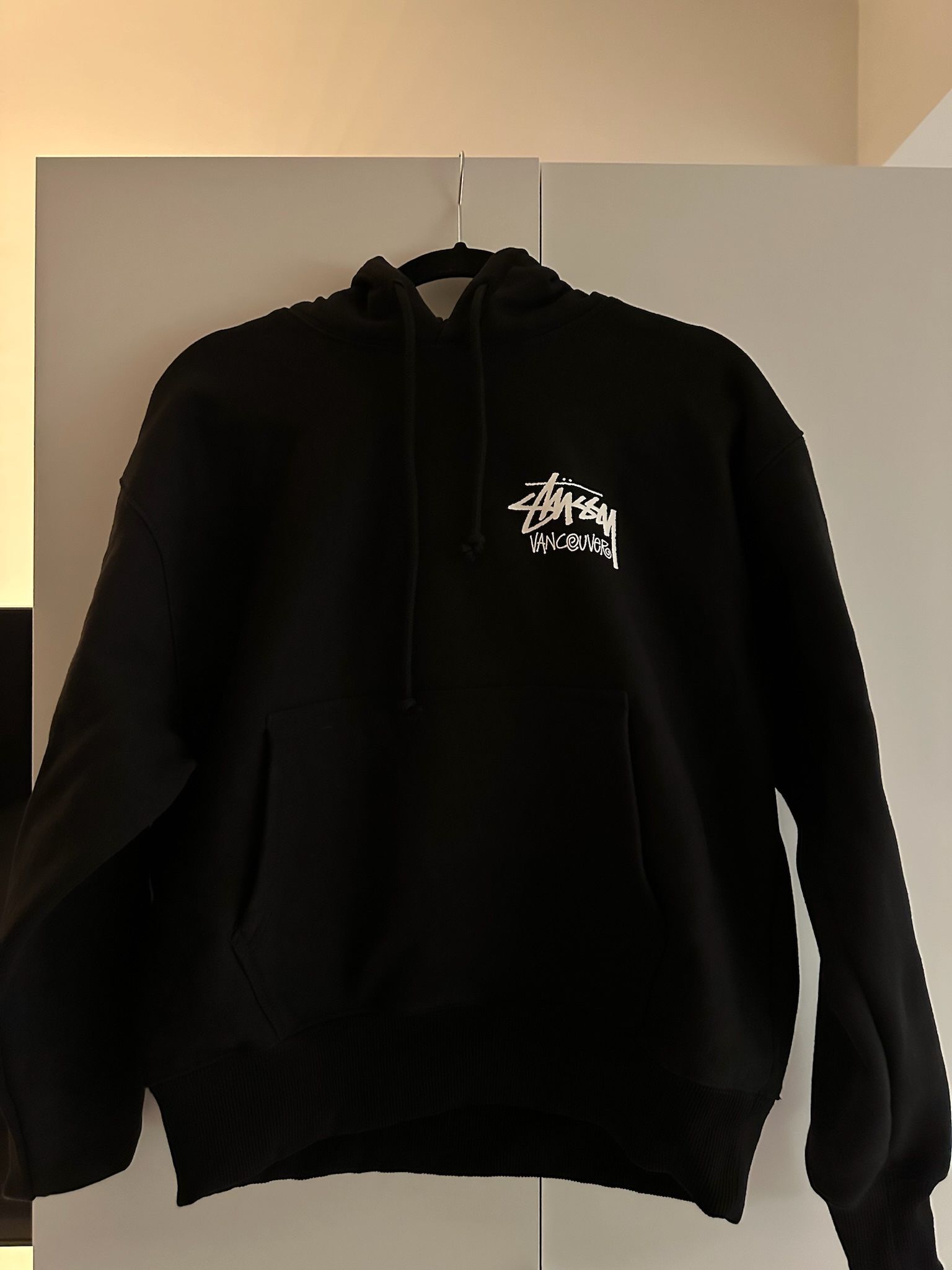 🔥 Stüssy Vancouver Exclusive Hoodie — Authentic Streetwear Collectible (Size S) 📍 Pickup only — San Francisco 94105