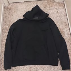 Essential Hoodie 