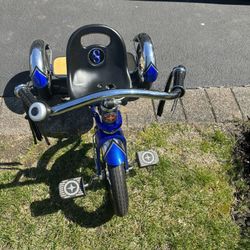Schwinn Roadster Tricycle 