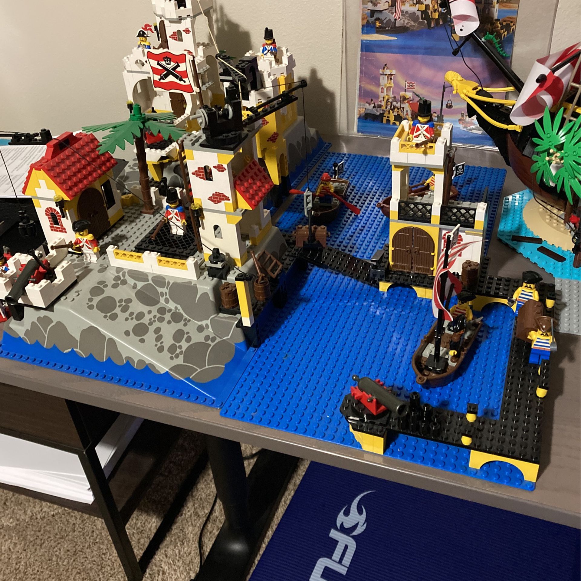 Vintage Lego Trading Post for Sale in WA - OfferUp