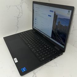 Dell Latitude 3520  15.6" Intel i5-1135G7 2.4GHz 8GB RAM 256GB SSD Win 11