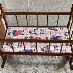 Vintage 1950s Wooden Baby Doll Rocking Cradle Crib Bed 25.75”x13.5”x18”