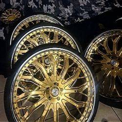28” Ashanti Rims With Steering Wheel 