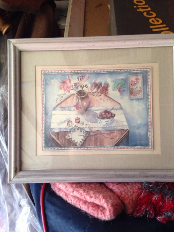 (2) small pictures