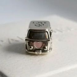 PANDORA Van Charm 🚐