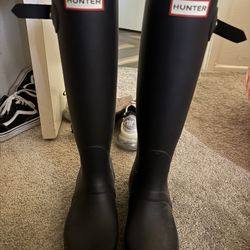 Women’s Black Hunter Boots