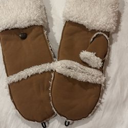Authentic UGG Shearling Mittens - Chestnut (Worn Once)