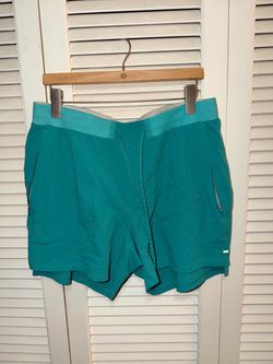 Lululemon men’s shorts