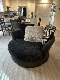 Love Seat Couch That Turns 360 Degrees