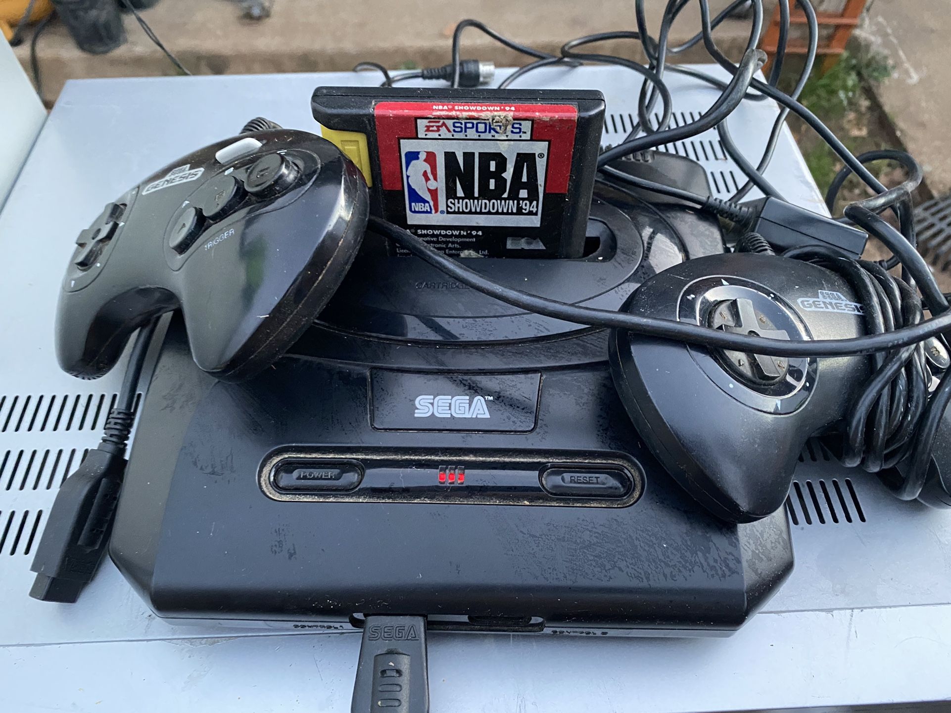 タカ　　SEGA GENESIS CORE SYSTEM SEGA Genesis System - Core Edition - Complete — Gametrog