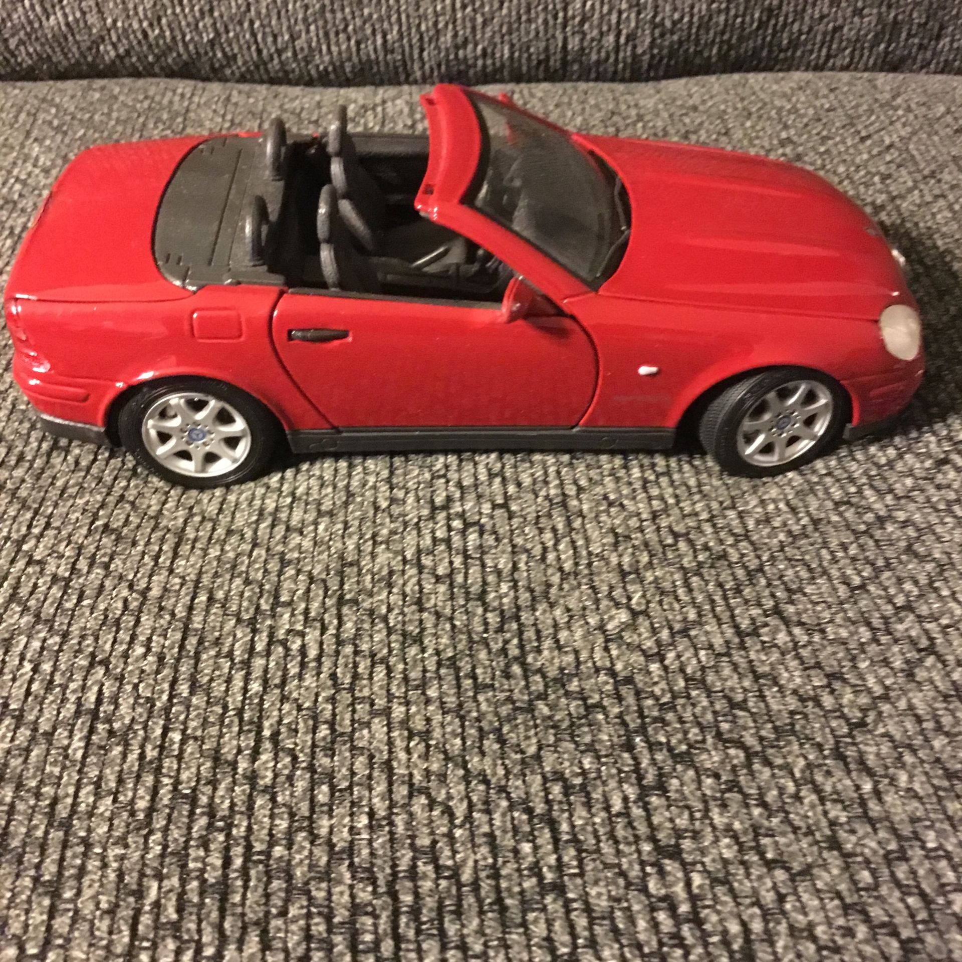 Mercedes Benz SLK 230 Diecast Car 