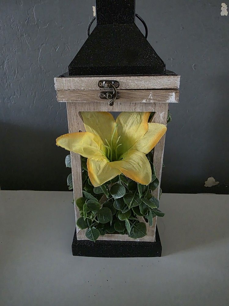 Small Table Piece