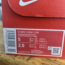 Brand new dunks 