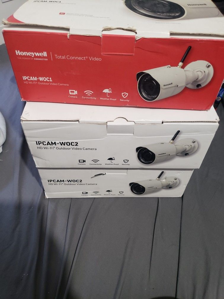 2 honeywell ipcam woc2 and 1 woc 1