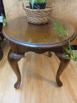 Antique Style Hardwood End Table