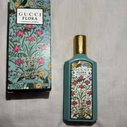 Gucci Flora 