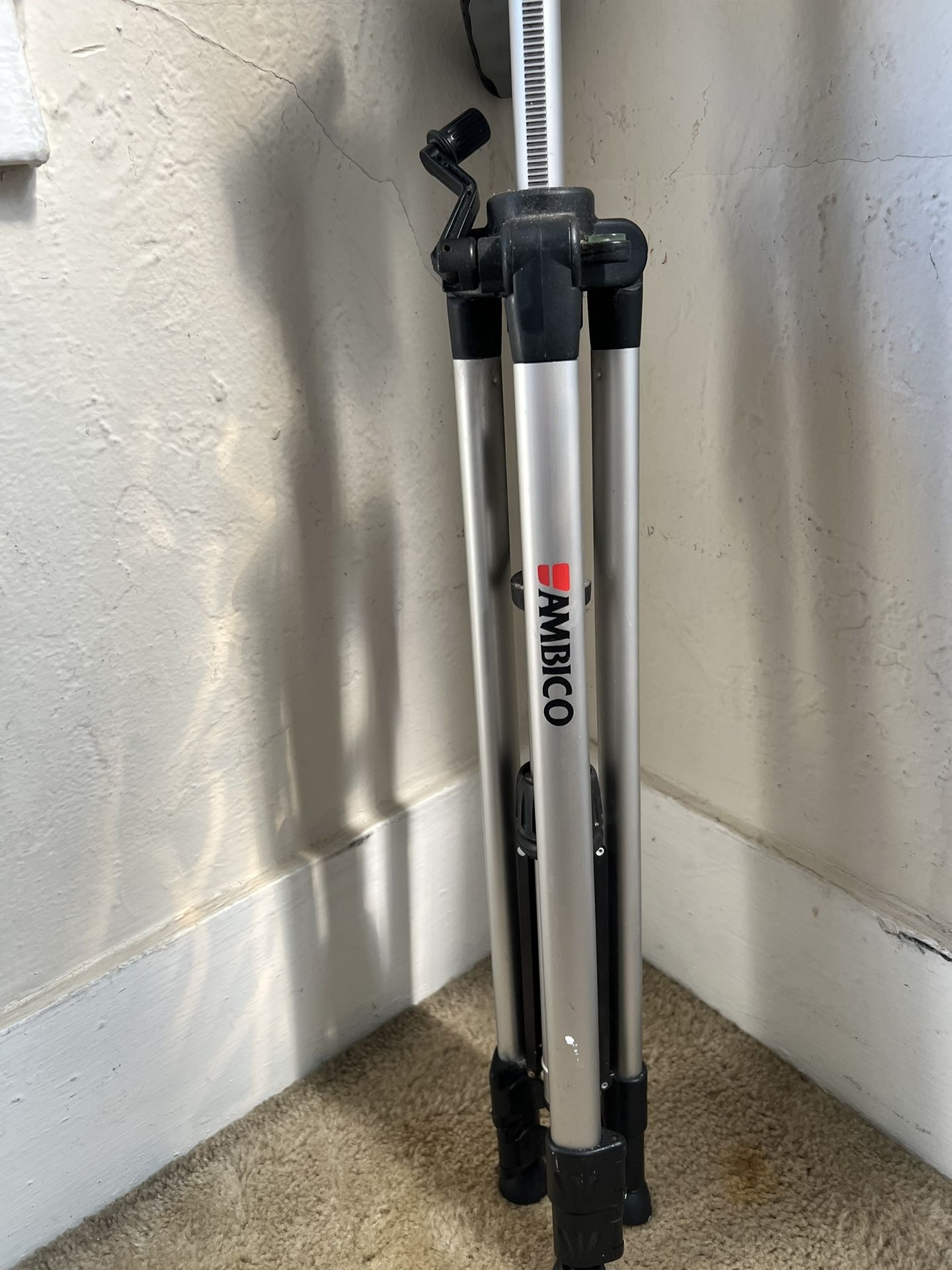 Ambico Tripod